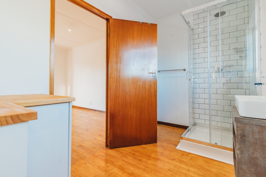 7 Bedroom Property for Sale in Loerie Park Western Cape